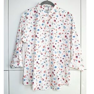L.L. Bean Button Up Blouse Wrinkle Free White Floral Size Small 3/4 Sleeves